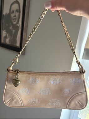 Small Beige Shoulder Bag with Gold Chain